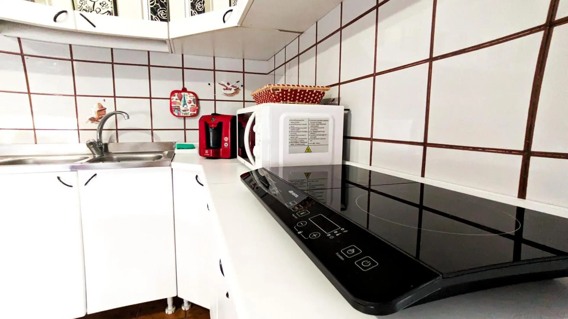 Vancla Apartment, Free Park, Free Wi-Fi, Vicino Al Mare Giardini Naxos 0*,  Italien